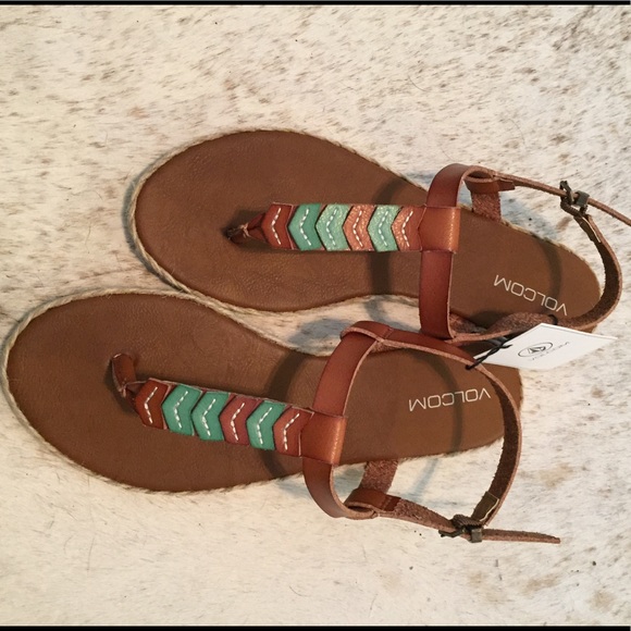 NWT✨ VOLCOM Women's Trail Sandal - Picture 5 of 7